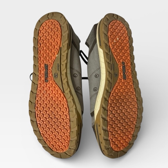 Teva Gray and Orange Women's Shoes - Picture 5 of 6